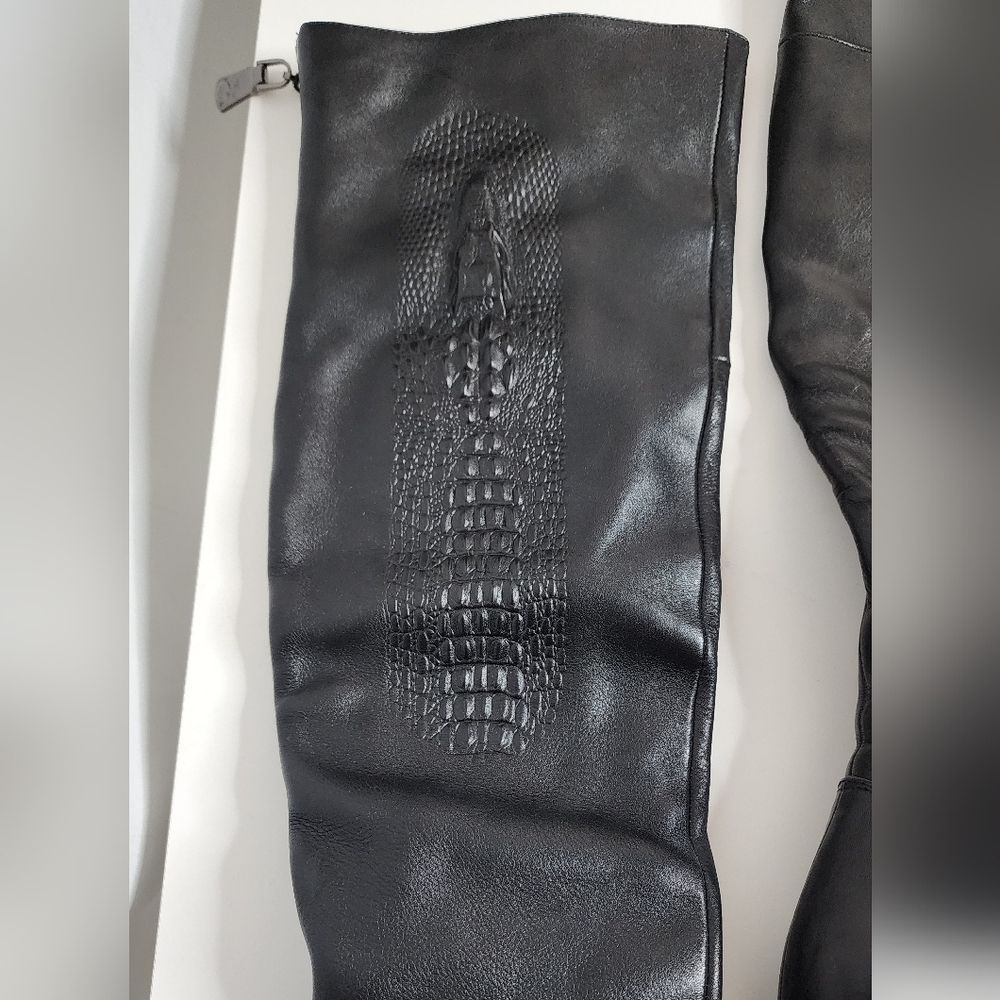 🔥Elegant Black Knee-High Boots Size 35 - Picture 3 of 8